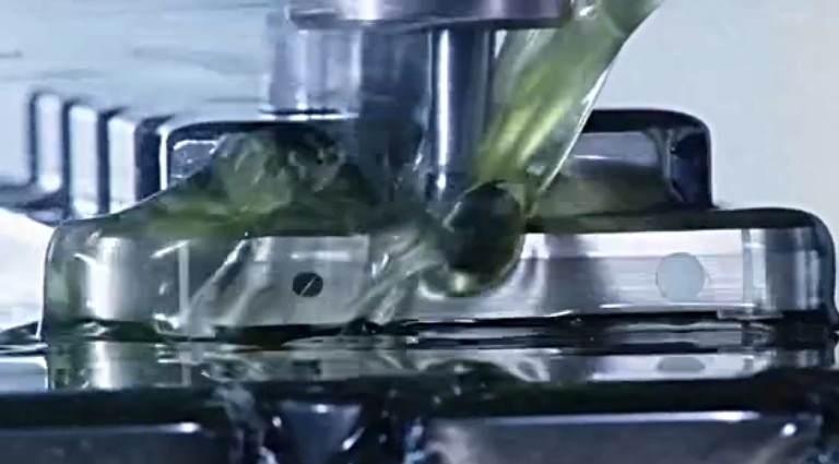 小米4、魅族MX4手機(jī)外殼加工用的是什么切削液？